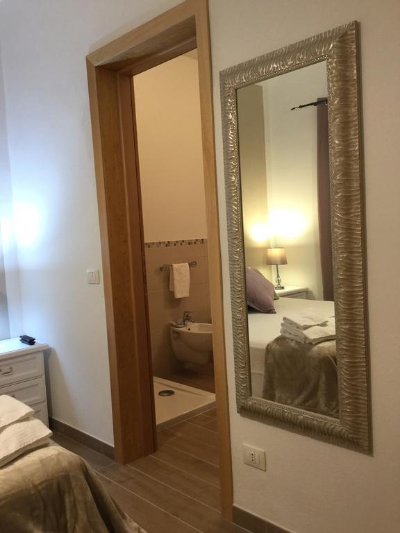Il Giardino Di Daniela Bed & Breakfast Сан Теодоро Екстериор снимка
